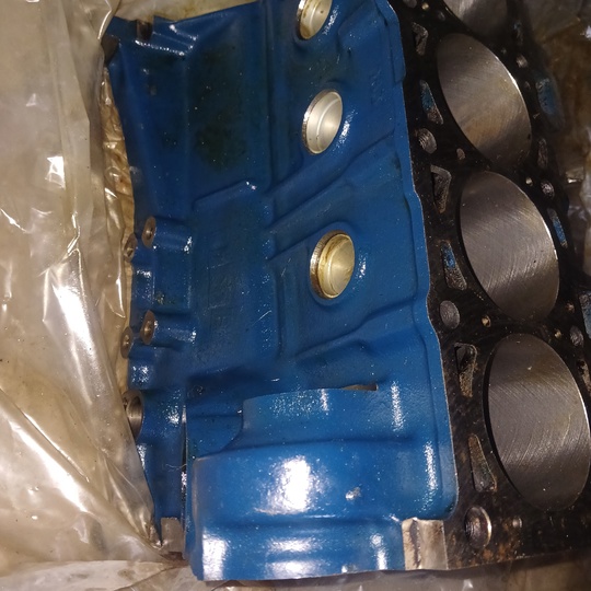 Продам блок и коленвал, новое, (2)
