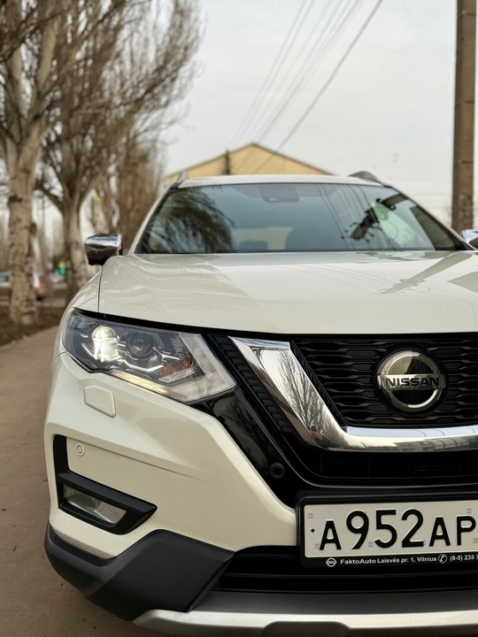 Продам официального Nissan X-Trail 2020г (1)