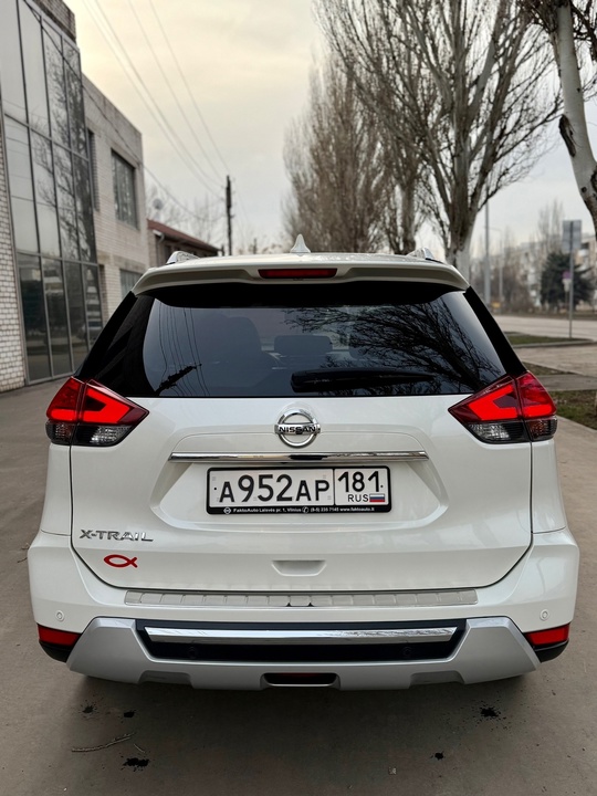 Продам официального Nissan X-Trail 2020г (4)