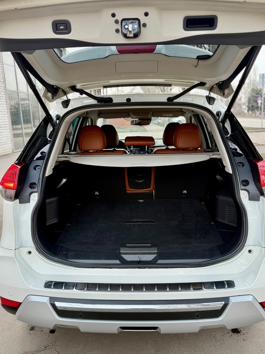 Продам официального Nissan X-Trail 2020г (5)