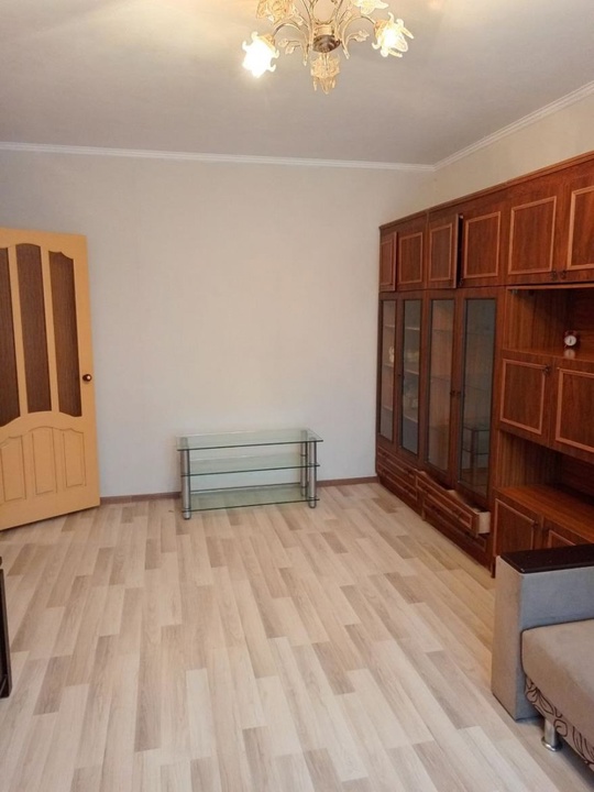 Продается 2 - х комнатная (3)