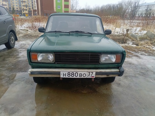 Продам ваз 2105. Машина на (1)