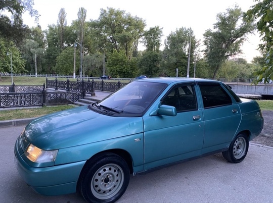 Продам 2110 
Инжектор 1.5 8кл
1999