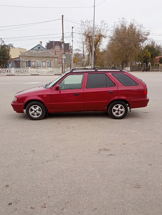 Продам Шкода фелицыя 1995г мотор (3)