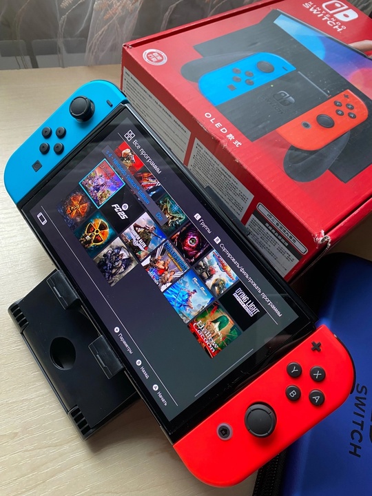Продам новый Nintendo switch OLED (2)