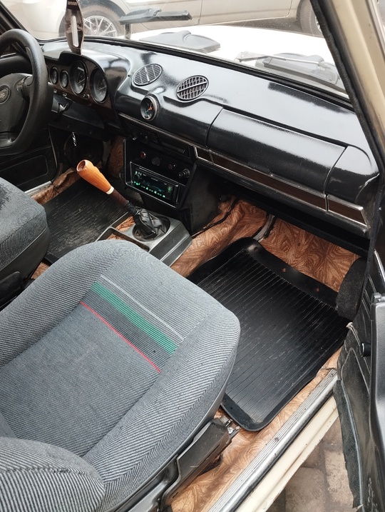 Ваз 2106. 
Авто в отличном (3)