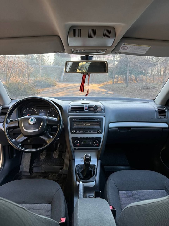 Продам Skoda Octavia A5, 1.6, (5)