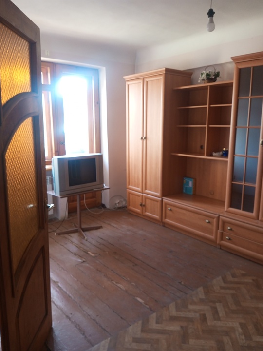 Продам 1-комнатную квартиру в Луганске,
