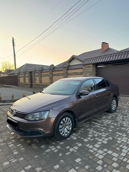 Продаю личный автомобиль 
Volkswagen Jetta (1)