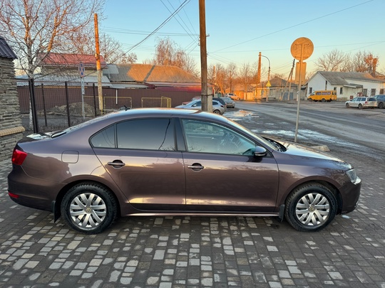 Продаю личный автомобиль 
Volkswagen Jetta (6)