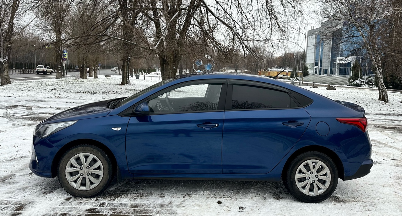 Hyundai Solaris   2021 (3)