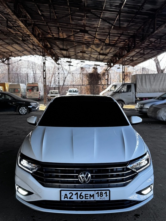 Продам Volkswagen Jetta 7 в (2)