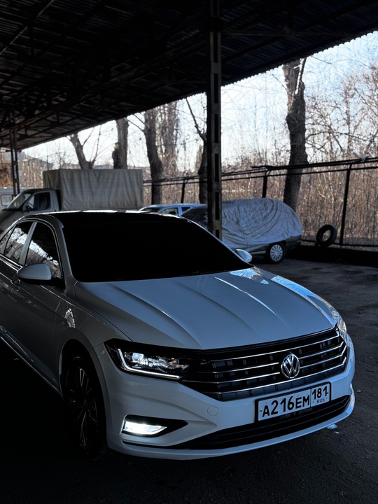 Продам Volkswagen Jetta 7 в (3)