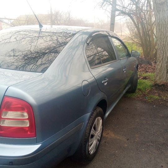 Продам шкода актавия тур 1.4