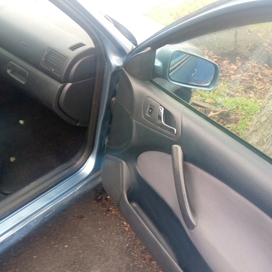 Продам шкода актавия тур 1.4 (4)