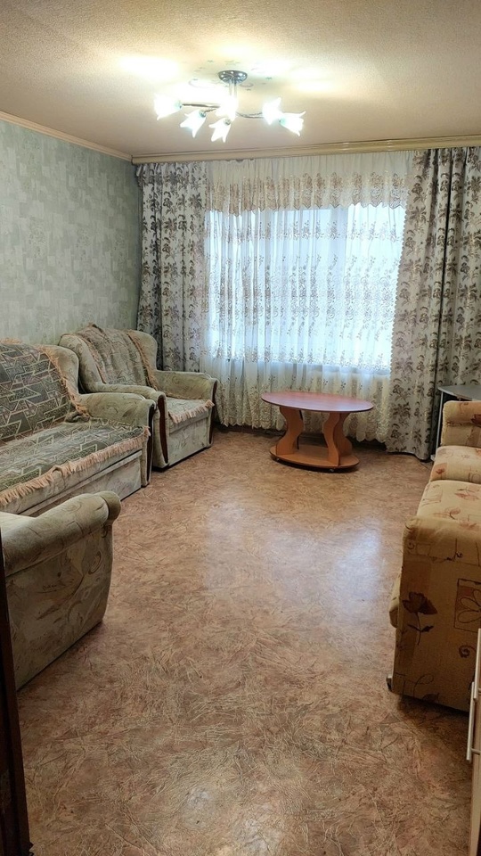 Донецк
Продам 2 ком кв Текстильщик, (8)