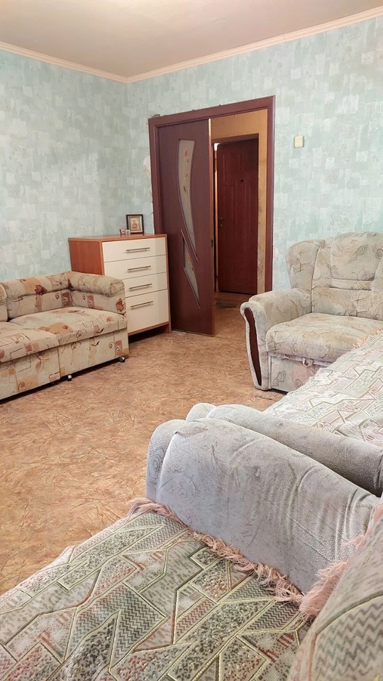 Донецк
Продам 2 ком кв Текстильщик, (9)