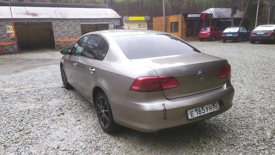 Продам b7.2012 / 1.4 автомат (1)