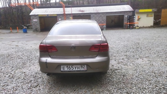 Продам b7.2012 / 1.4 автомат (2)