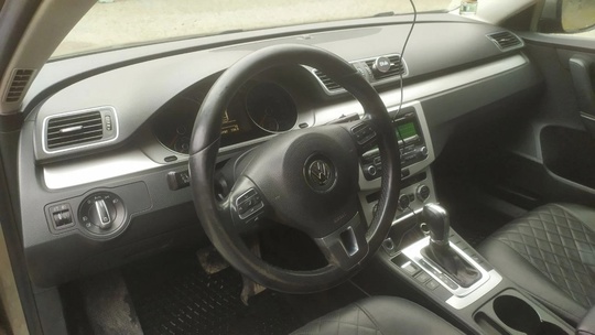 Продам b7.2012 / 1.4 автомат (8)