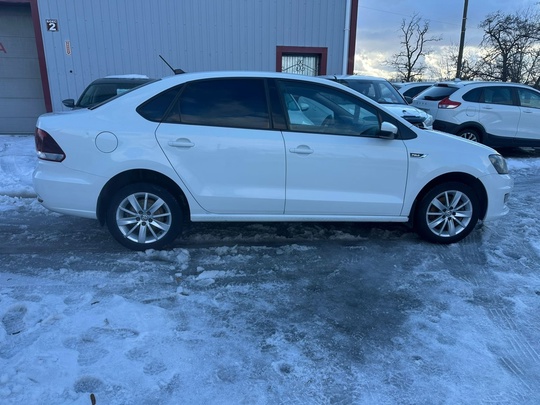 Продам Volkswagen polo 2020год!112т км (1)