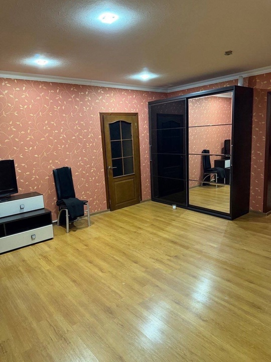 Г.Свердловск. Продам дом в районе (4)