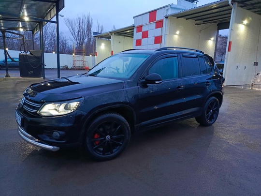 (Анонимно)
Продам Volkswagen Tiguan 1.400000т.р.
Пробег : (1)