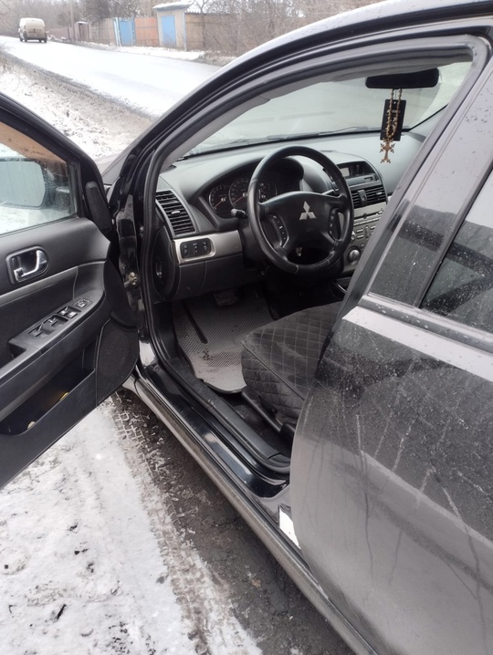 Продам Mitsubishi Galant 2.4 
2008 (7)