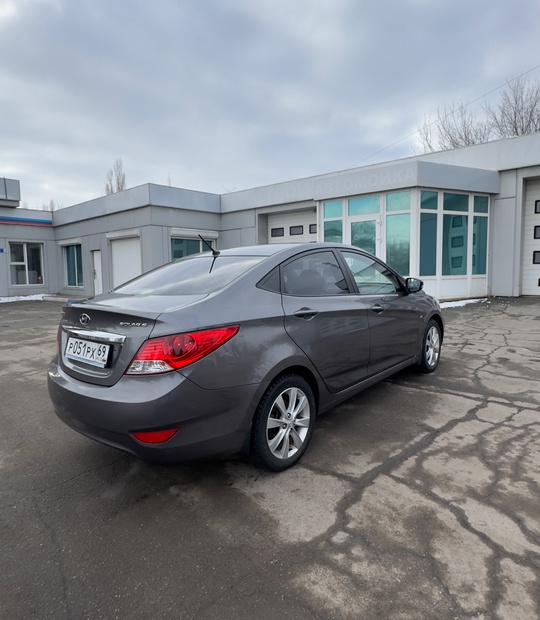 Продам Hyundai Solaris 2011 г.в (4)