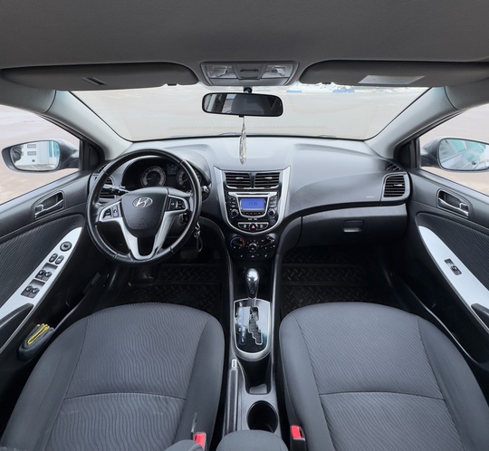Продам Hyundai Solaris 2011 г.в (8)
