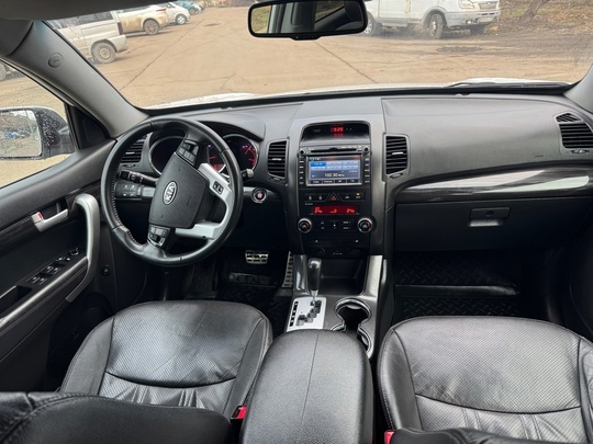 KIA SORENTO 2012 2.2 дизель (4)