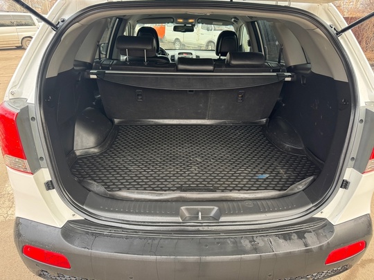 KIA SORENTO 2012 2.2 дизель (8)