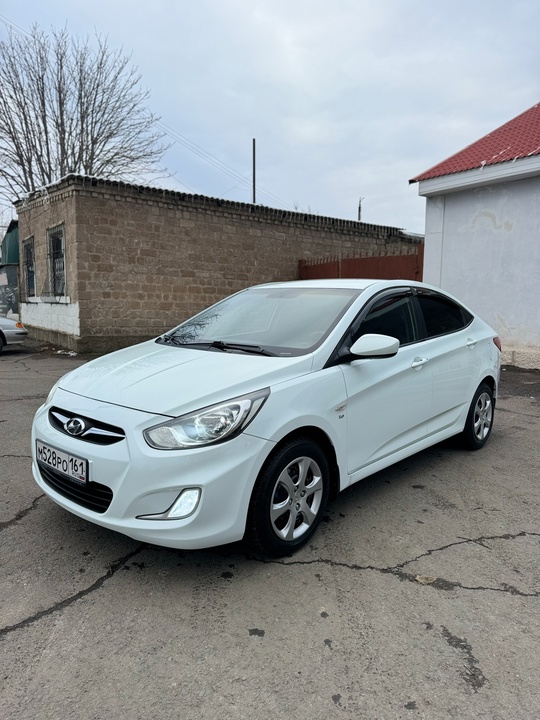 В Продаже HYUNDAI SOLARIS
Год выпуска (2)