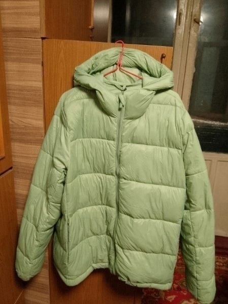Продам новую куртку. Размеры 48-56.