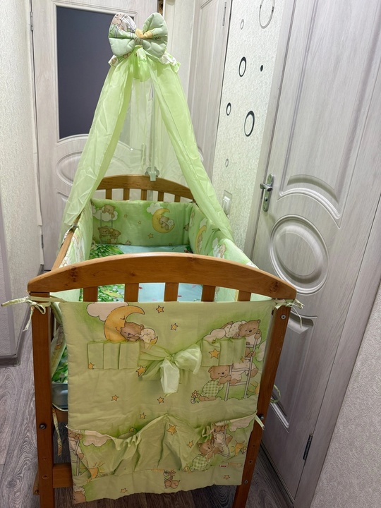 Продам
1-5 фото кроватка колыбель из (1)