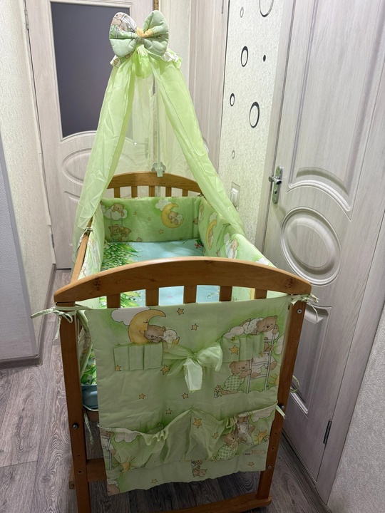 Продам
1-5 фото кроватка колыбель из (4)