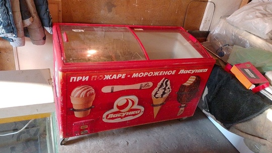 Продам торговое оборудование. Всё в (2)