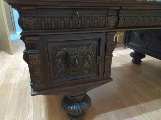 Продам стол письменный , натур (2)