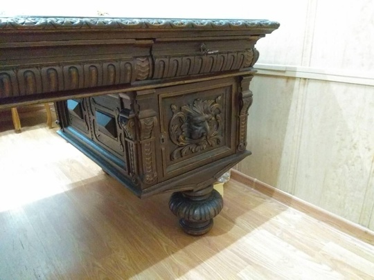 Продам стол письменный , натур (3)