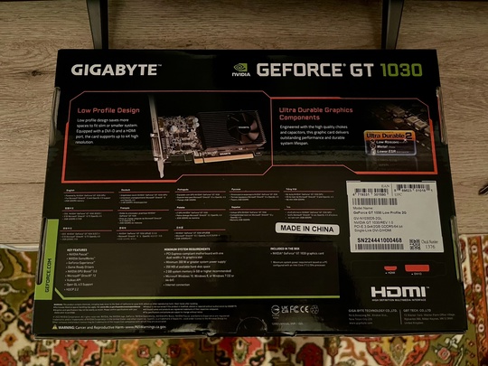 Продам новую видеокарту Gigabyte GeForce (1)