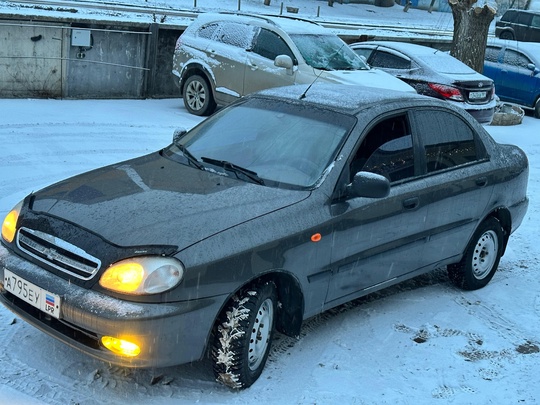 Продается Chevrolet Lanos 2012 года (4)
