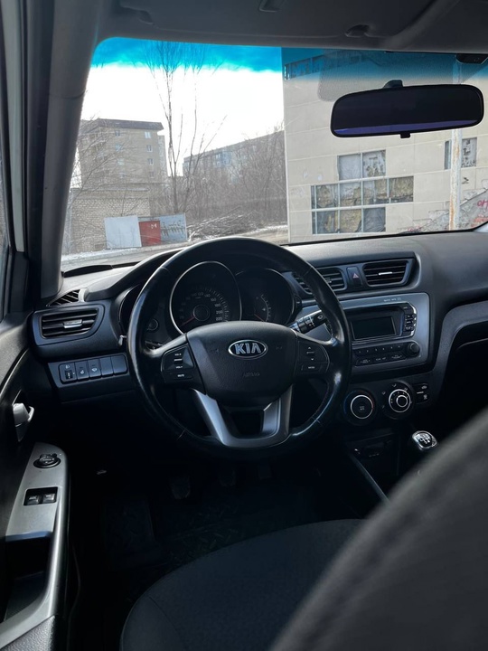 Продам Kia Rio 2014г, мотор (4)