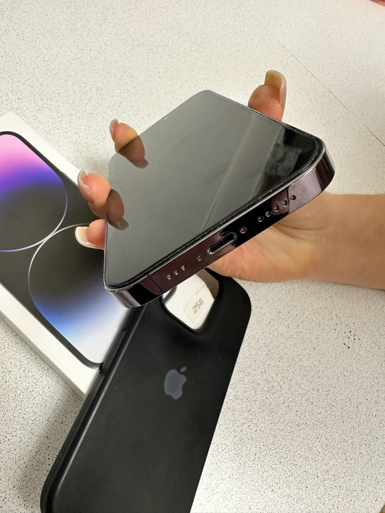 Продам IPhone 14 Pro 256gb.Состояние (3)
