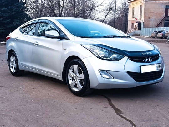 Продам авто Hyundai Elantra 2013г