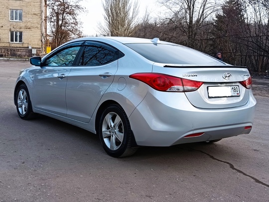 Продам авто Hyundai Elantra 2013г (6)