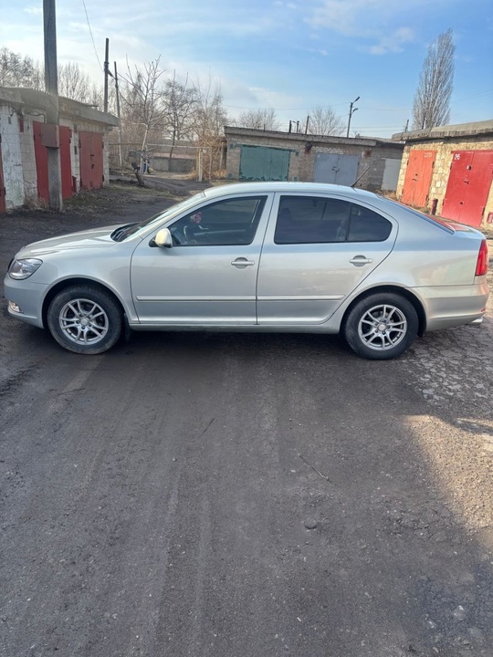 Skoda Octavia 1.6 MT, 2011 (2)