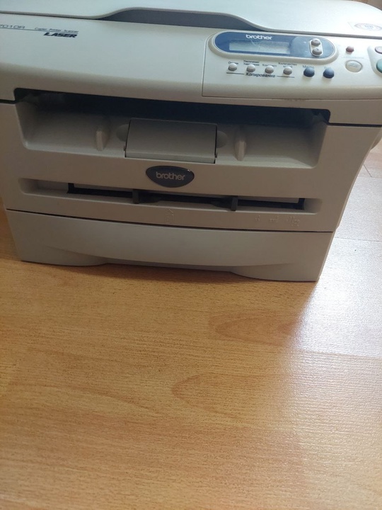Продам МФУ лазерный brother dcp (2)