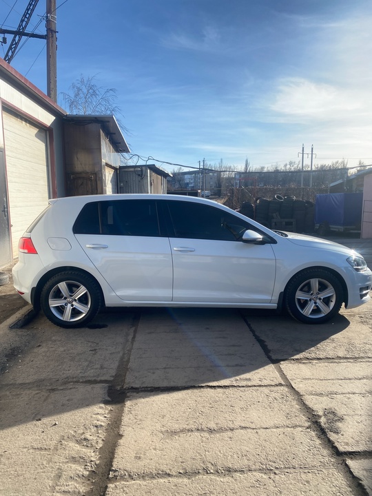 Golf MK7 1.4 TSI 2013г.
Пробег: (2)