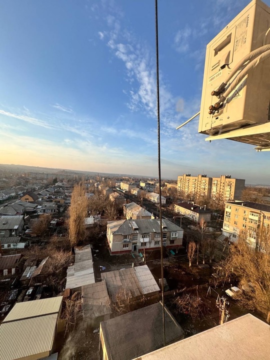 Продам однокомнатную квартиру студию в (5)