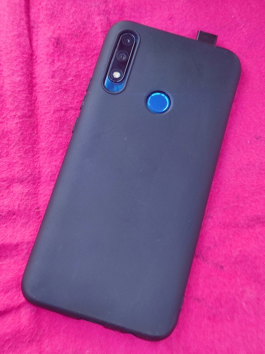 HONOR 9X PREMIUM.
Сапфировый синий.
4G LTE